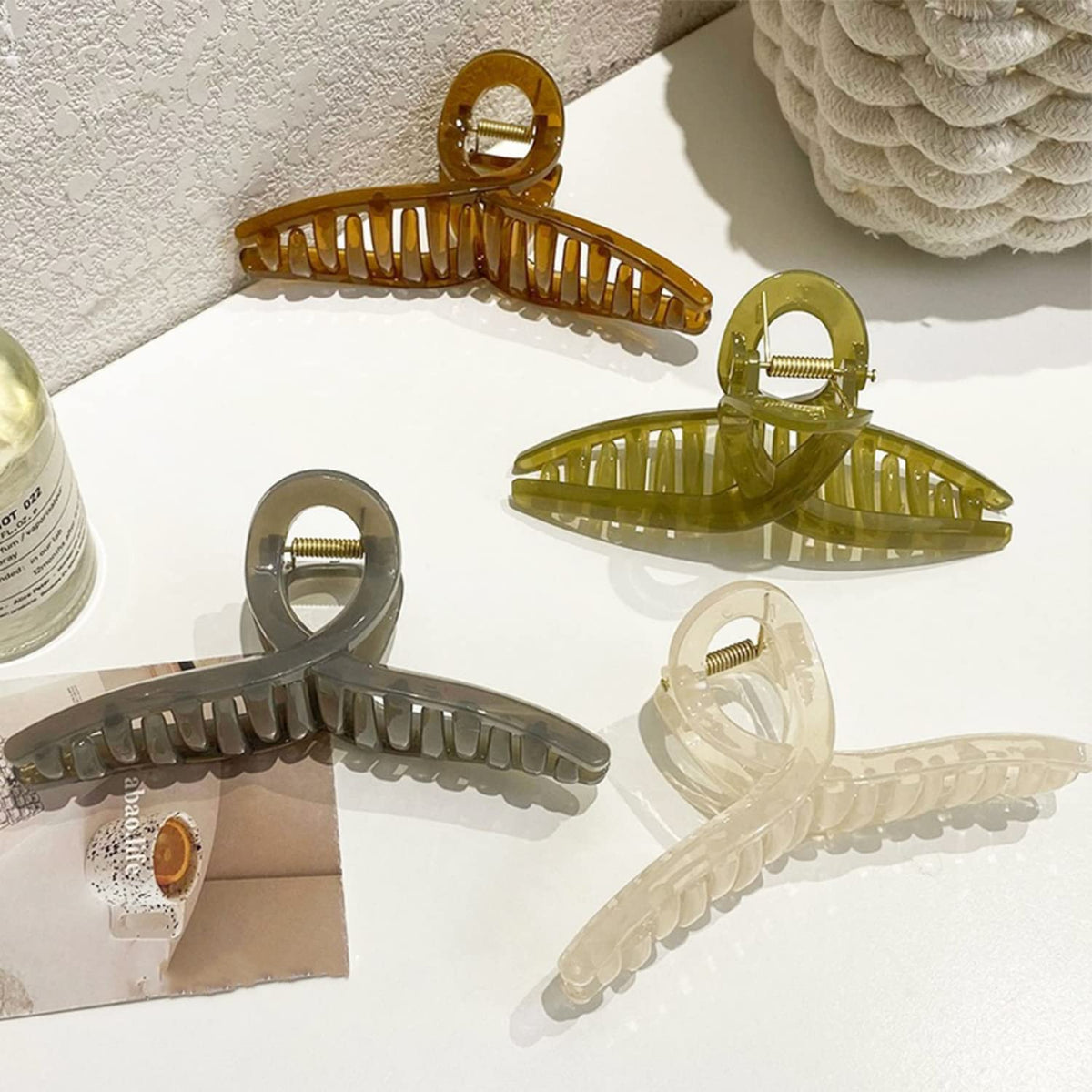 5Pcs Hair Claw Clips Medium Hair Clips for Thick/Thin Hair Strong Hold Non-slip Hair Jaw Clamp Styling Hair Accessories for Women and Girls