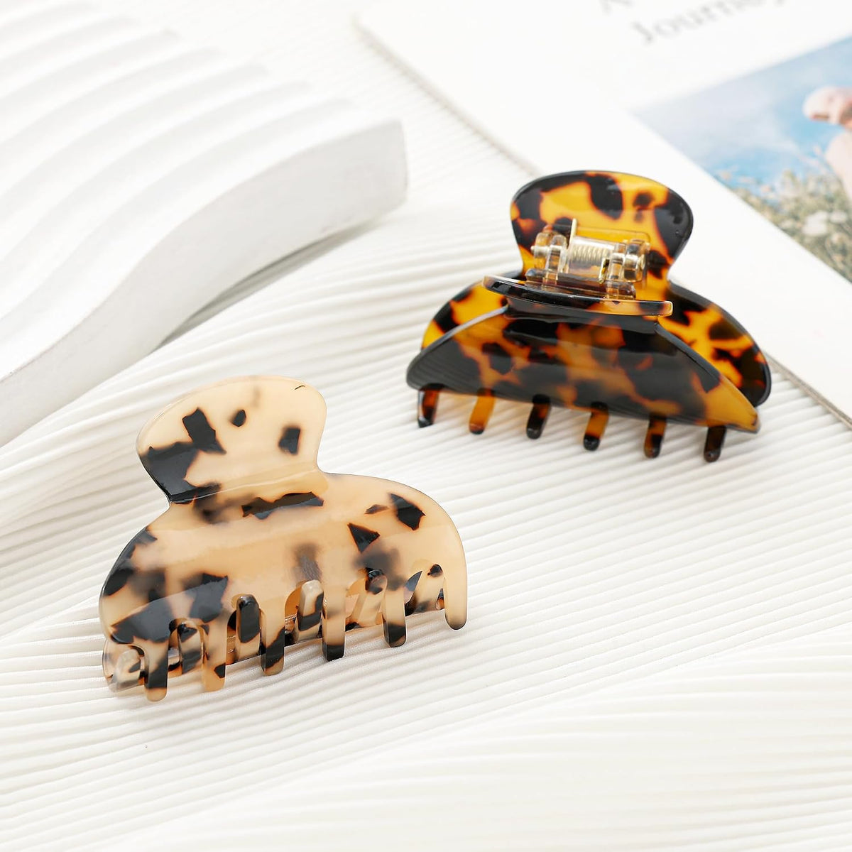2Pcs Small Medium Hair Claw Clips for Women Tortoise Shell Claw Hair Clips for Thin Fine Medium Thick Hair