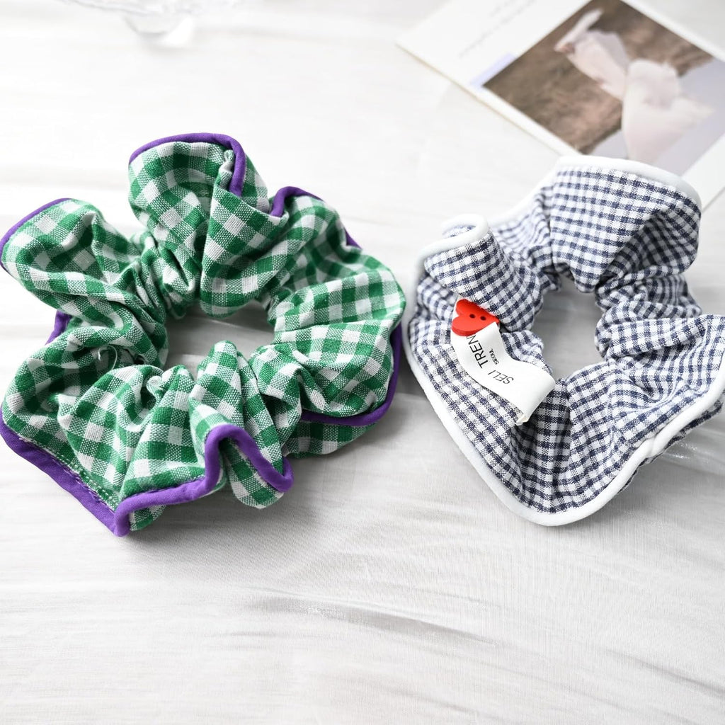 : Chic Striped Hair Scrunchies for Girls and Women，Elastic Hair Bands，for everyday styling，4 in pack，scrunchies (a)